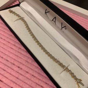 Diamond tennis bracelet